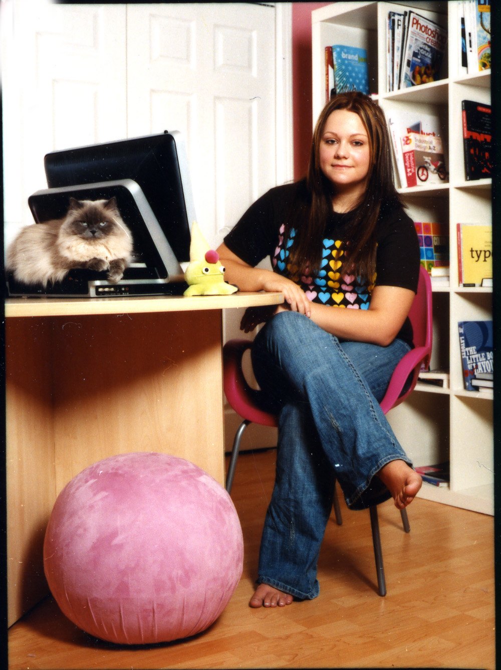Девушка 17 лет HD фото картинки, обои рабочий стол