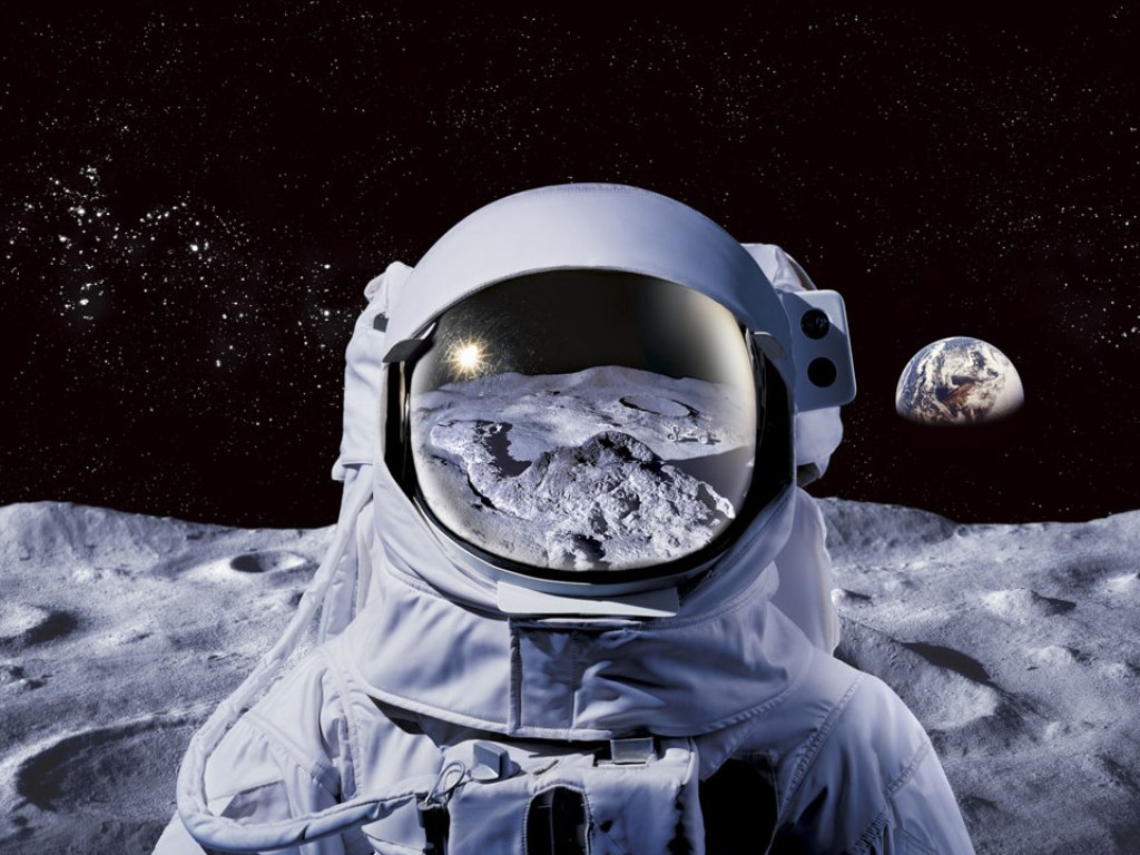 Космонавт на луне, вид Земля Креативные с приколом картинки, обои рабочий стол
