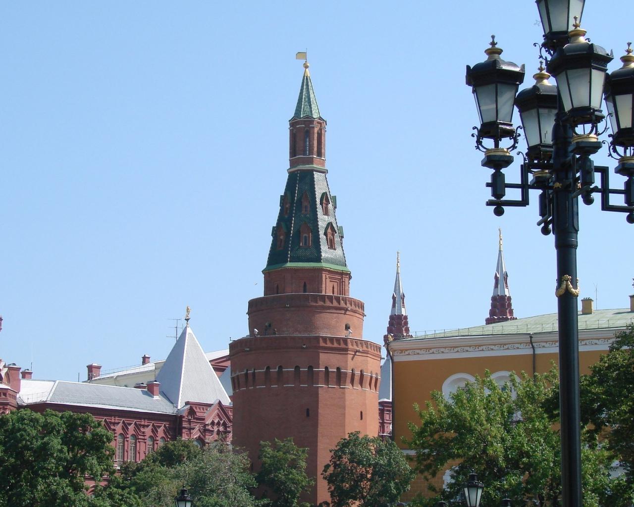 Москва, Кремль, Александровский сад, фонарь Города картинки, обои рабочий стол