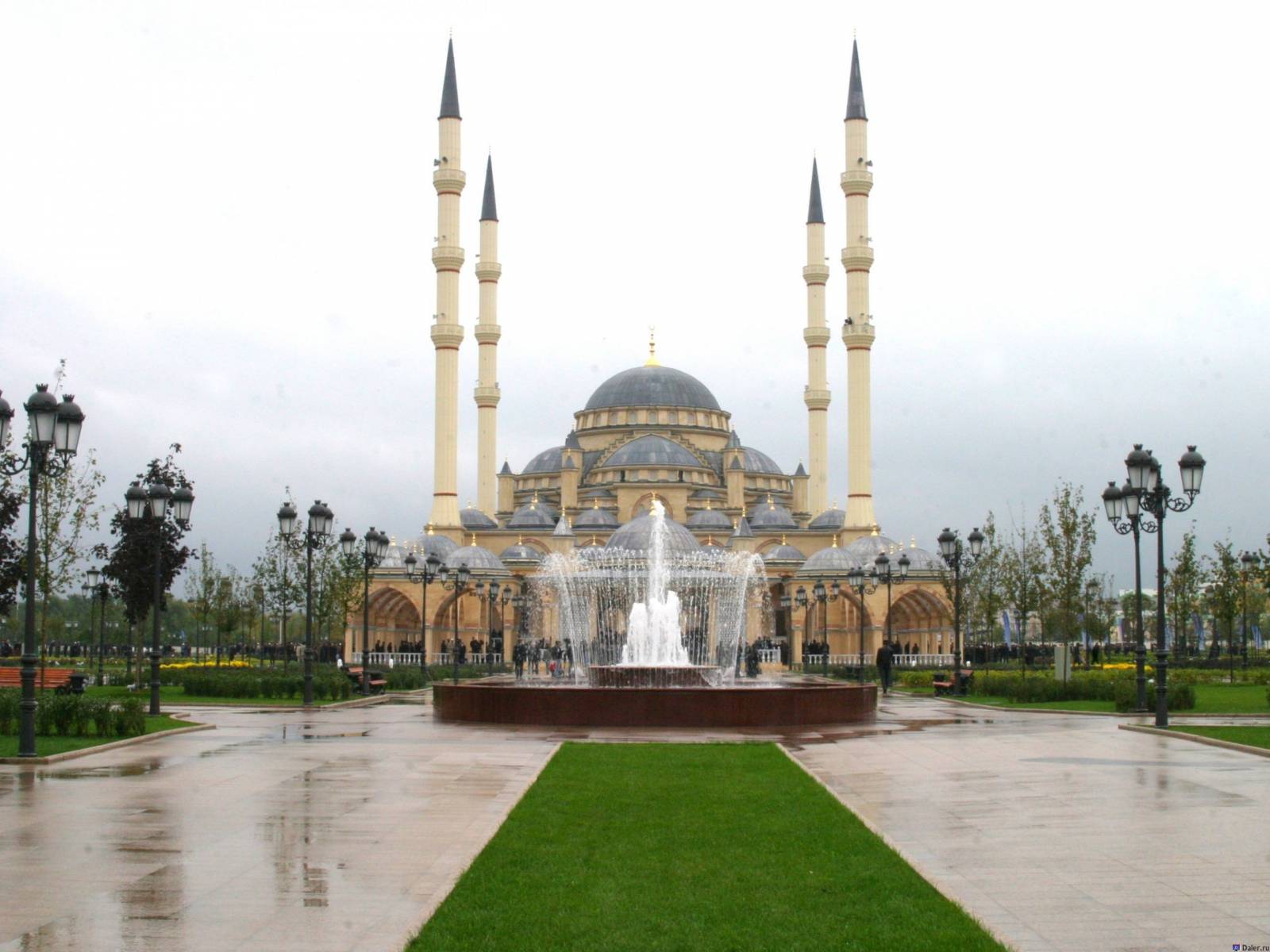 Мечеть в Грозном HD фото картинки, обои рабочий стол