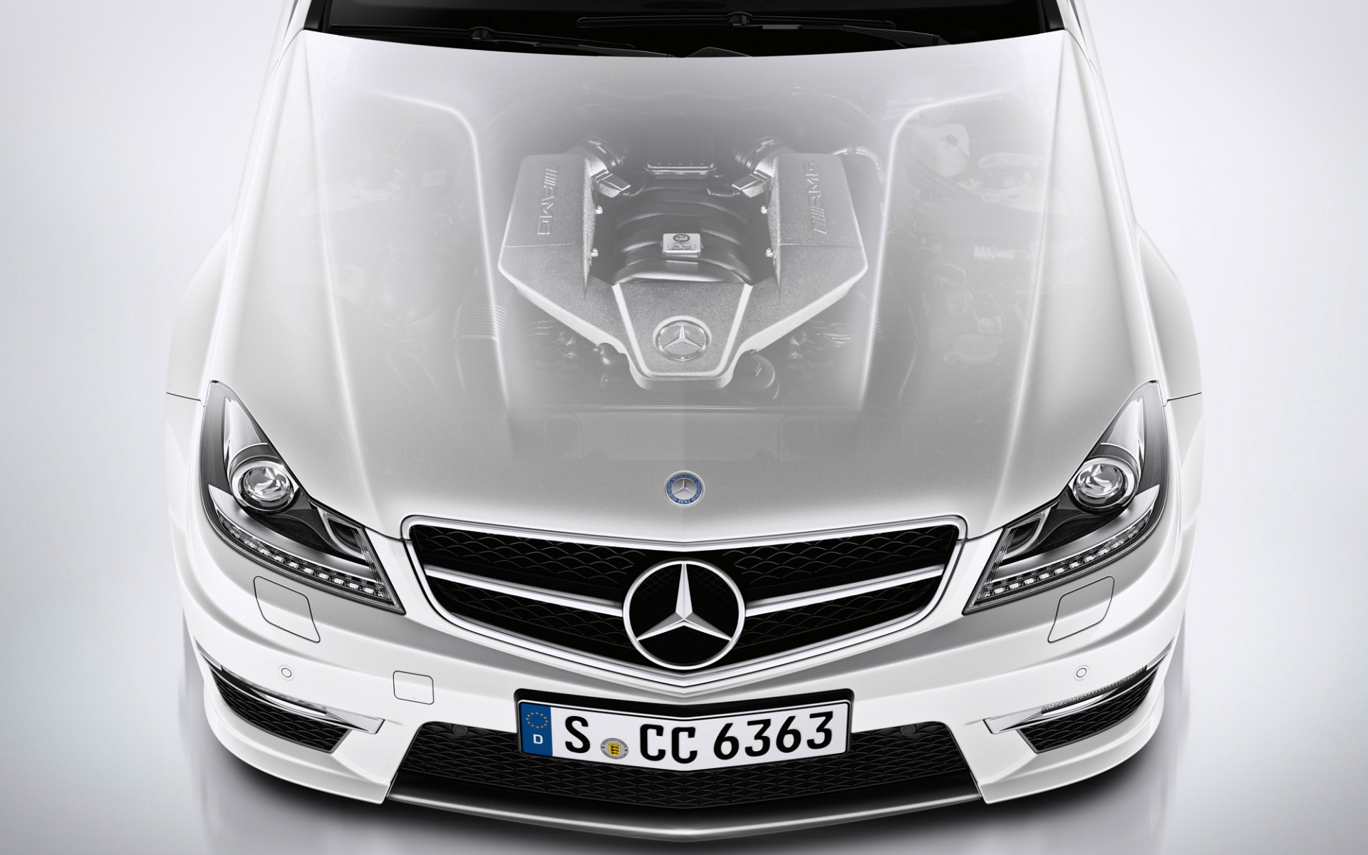 Mercedes-Benz C 63 AMG C204 вид сверху HD фото картинки, обои рабочий стол