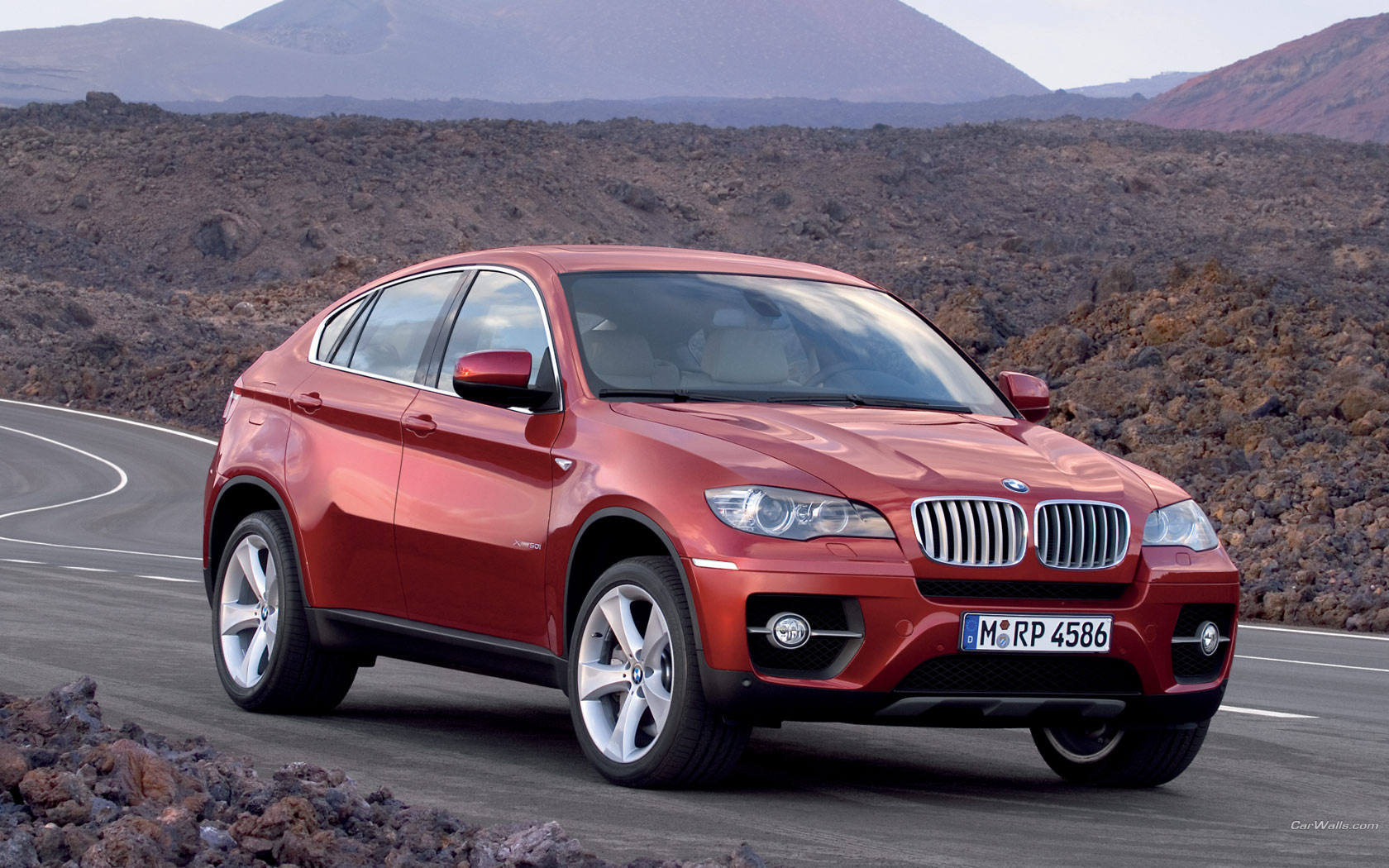 Bmw x8 фото