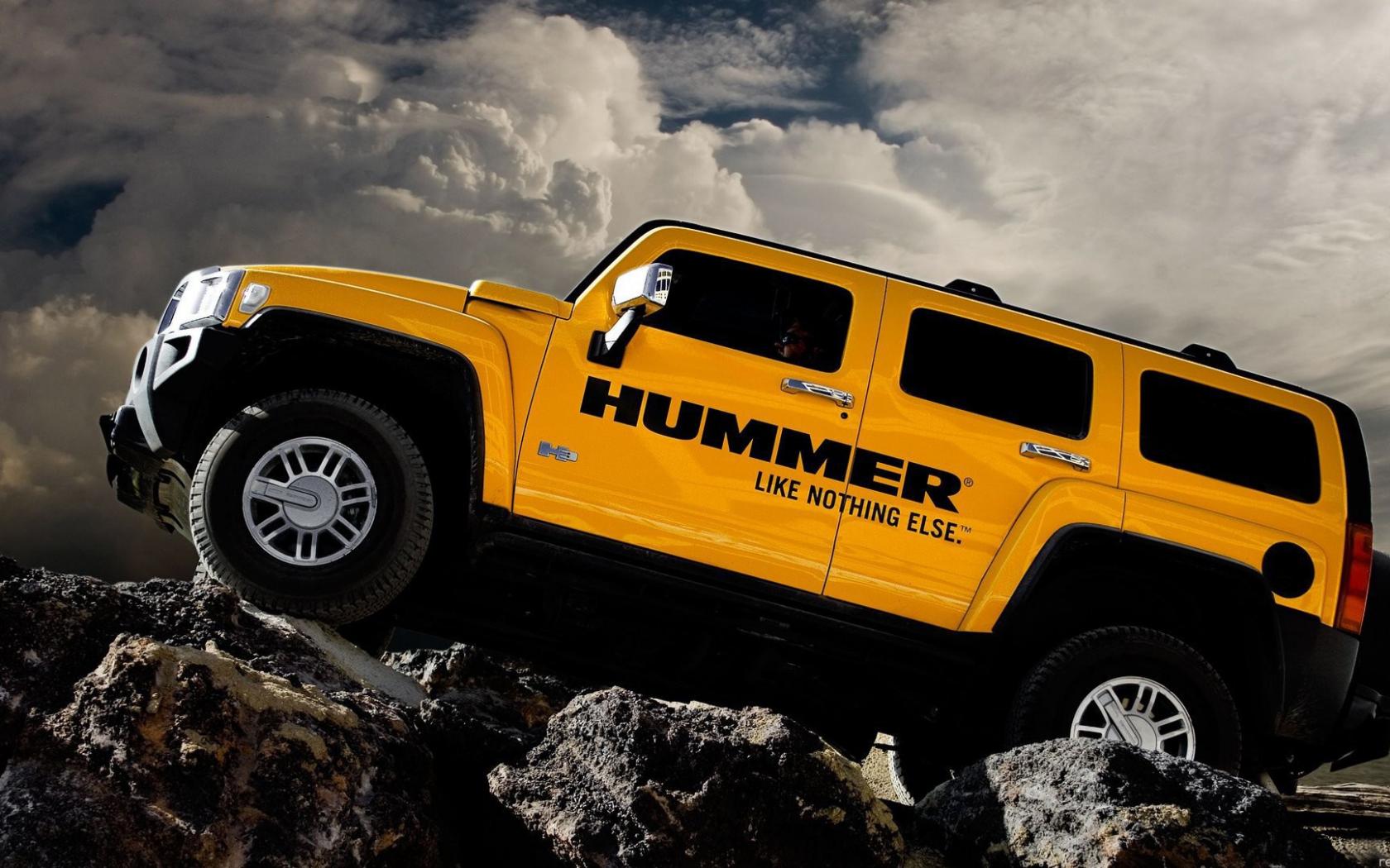 Hummer, камни, облака, желтый Автомобили картинки, обои рабочий стол