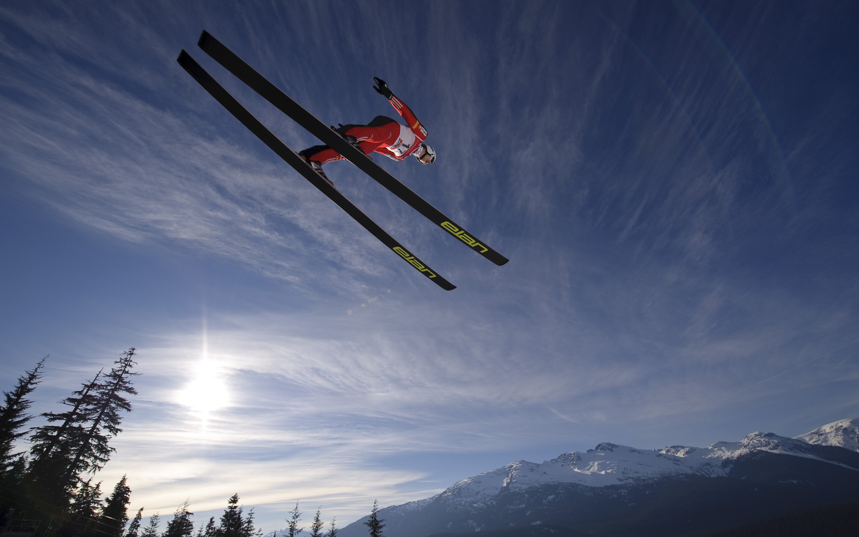 солнце, небо, горы, Ski jumping, прыжки с трамплин Спорт картинки, обои рабочий стол