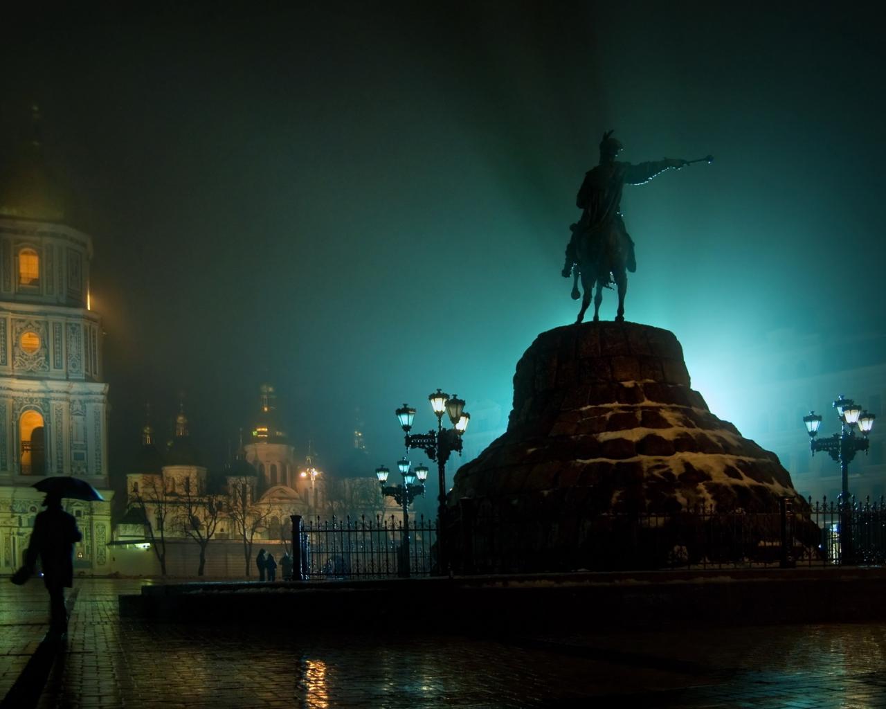 Киев, памятник, хмельницкому, площадь, дождь Города картинки, обои рабочий стол